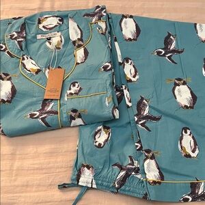 Penguin Print Pajama Set - New with tags